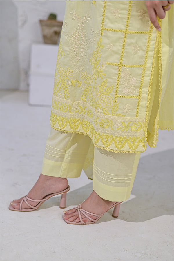PREMIUM LAWN 3 PIECE UNSTITCHED CHIKANKARI